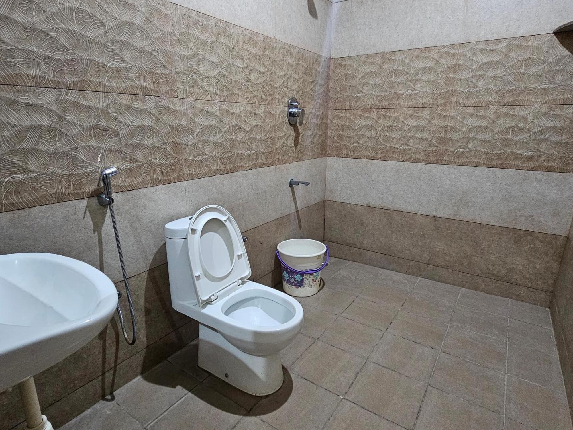 Shi'S Vilva - The Bungalow In Coimbatore - Near Airport, Kmch, Codesia ภายนอก รูปภาพ